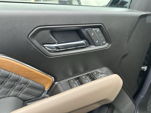 New 2026 GMC Canyon Denali AWD/4WD image 13