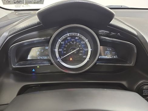 Used 2018 Toyota Yaris iA image 10