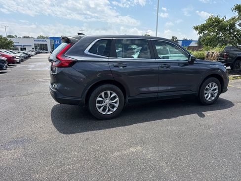 Used 2024 Honda CR-V LX image 23