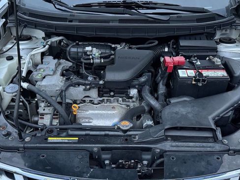 Used 2013 Nissan Rogue S image 17