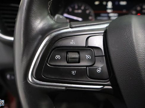 Used 2023 Buick Envision Essence image 16