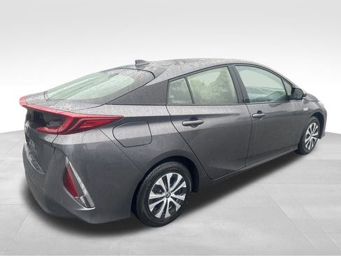 Used 2020 Toyota Prius Prime LE image 5