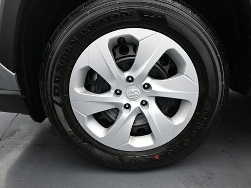 Used 2025 Toyota RAV4 LE FWD image 14