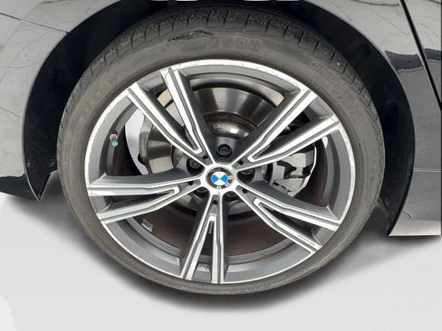 Used 2023 BMW 330i Sedan w/ Premium Package RWD image 16