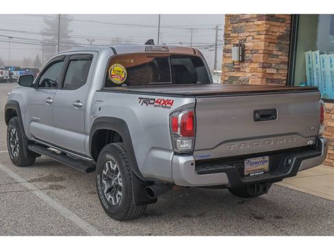 Used 2020 Toyota Tacoma TRD Off-Road w/ TRD Premium Off Road Package image 5