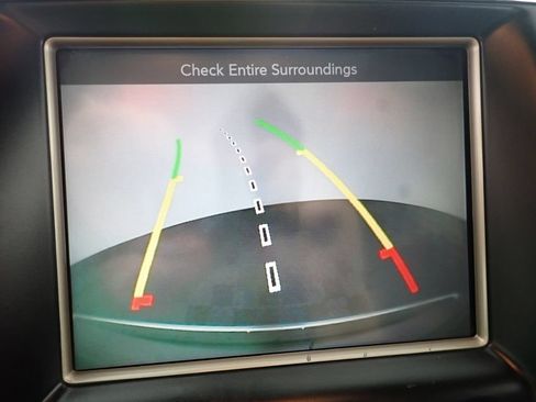 Used 2014 Jeep Grand Cherokee Limited w/ Trailer Tow Group IV AWD/4WD image 5
