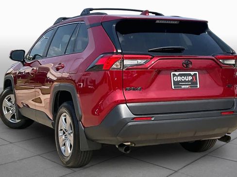 Used 2025 Toyota RAV4 XLE w/ Convenience Package FWD image 12