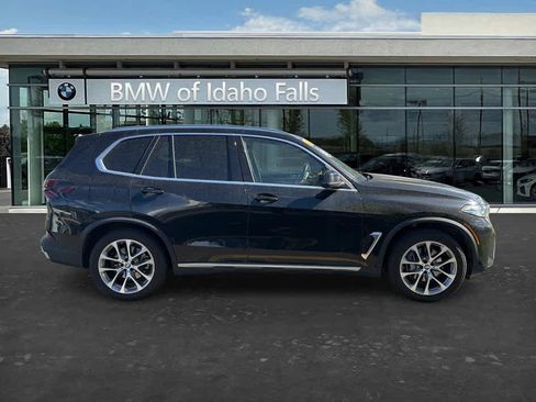 Used 2025 BMW X5 xDrive40i w/ Premium Package AWD/4WD image 8