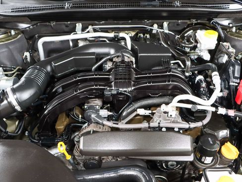 Used 2021 Subaru Outback Touring w/ Popular Package #2 AWD/4WD image 31