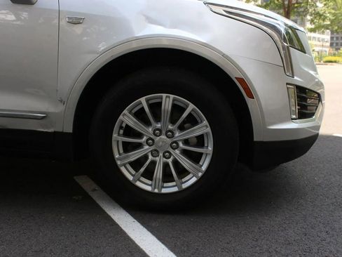 Used 2018 Cadillac XT5 AWD image 4