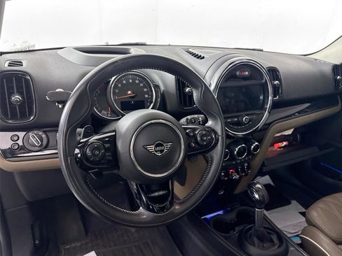 Used 2019 MINI Cooper Countryman S image 11