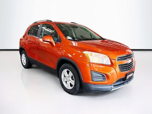 Used 2016 Chevrolet Trax LT image 3