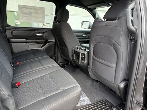 New 2026 RAM 1500 Express AWD/4WD image 13