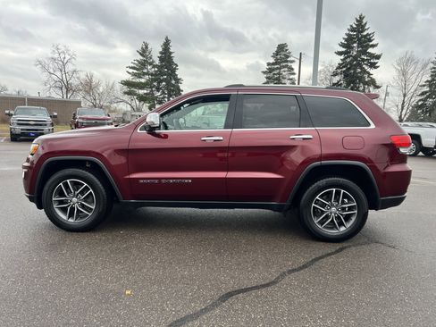 Used 2017 Jeep Grand Cherokee Limited image 4