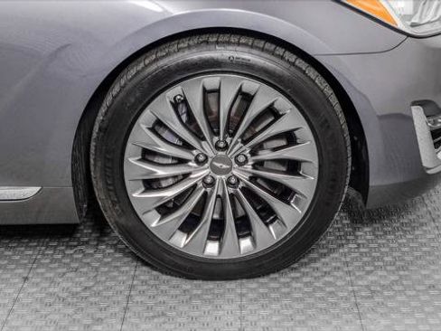 Used 2017 Genesis G90 3.3T Premium image 35