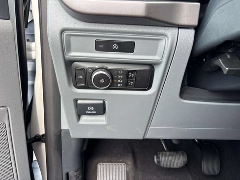 Used 2025 Ford F150 XLT w/ Equipment Group 301A Standard AWD/4WD image 19
