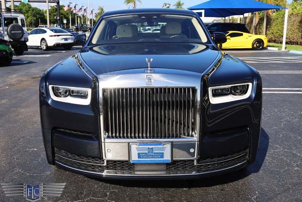Used 2018 Rolls-Royce Phantom Sedan RWD image 7