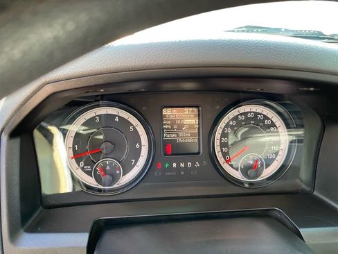 Used 2017 RAM 1500 Express image 14