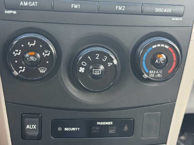 Used 2012 Toyota Corolla L FWD image 11