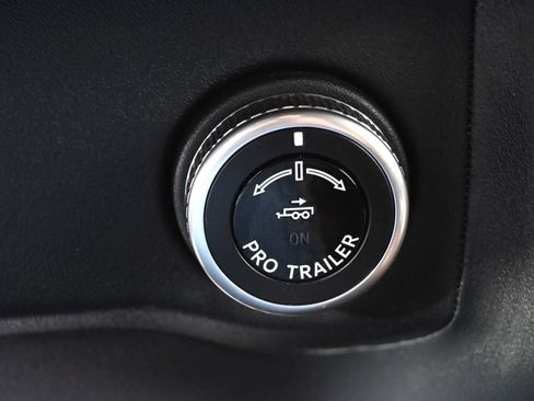 Used 2025 Lincoln Navigator Reserve AWD/4WD image 32