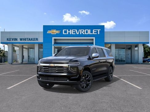 New 2026 Chevrolet Suburban Premier image 8