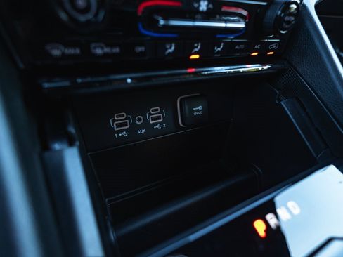 New 2025 Jeep Grand Cherokee Limited w/ Black Appearance Package image 16