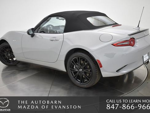 New 2025 MAZDA MX-5 Miata Club w/ Interior Package image 8