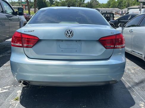 Used 2012 Volkswagen Passat 2.5 SE FWD image 4