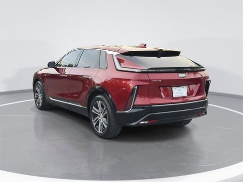 Certified 2024 Cadillac Lyriq Luxury image 5