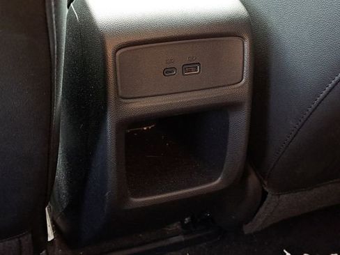 Used 2025 Chevrolet Trax LT w/ Driver Confidence Package image 19