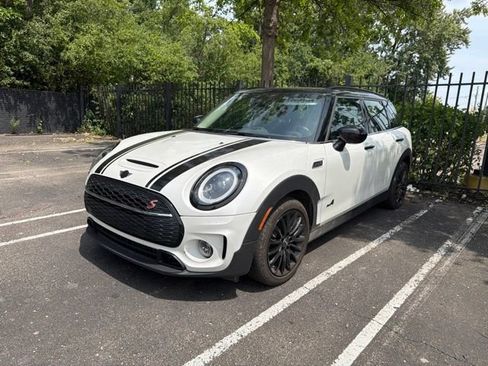 Used 2024 MINI Cooper Clubman S AWD/4WD image 1