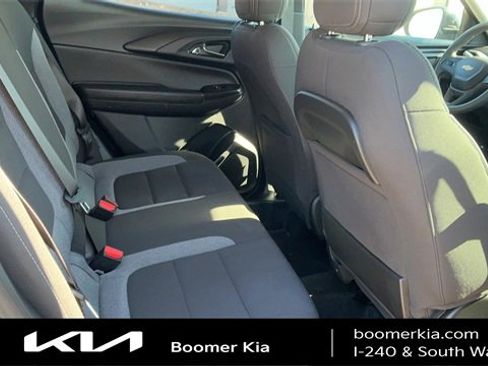 Used 2025 Chevrolet TrailBlazer LT image 12