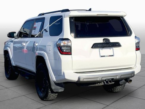 Used 2019 Toyota 4Runner TRD Off-Road Premium AWD/4WD image 12