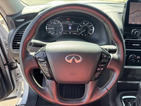 Used 2024 INFINITI QX80 Luxe image 23