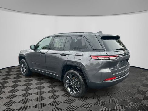 New 2025 Jeep Grand Cherokee Limited image 3