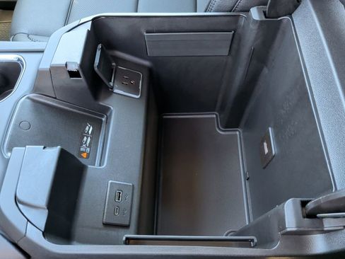 New 2026 GMC Sierra 2500 Denali w/ Denali Reserve Package image 37