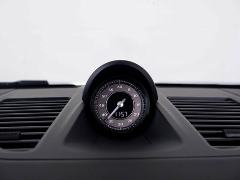 Used 2024 Porsche 911 Turbo image 17