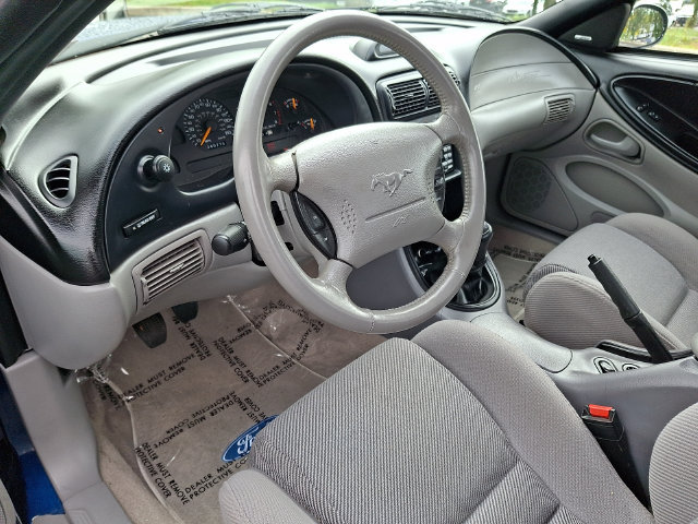 Used 1996 Ford Mustang GT RWD image 11