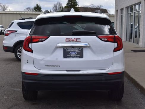 Used 2019 GMC Terrain SLE w/ Driver Convenience Package image 9