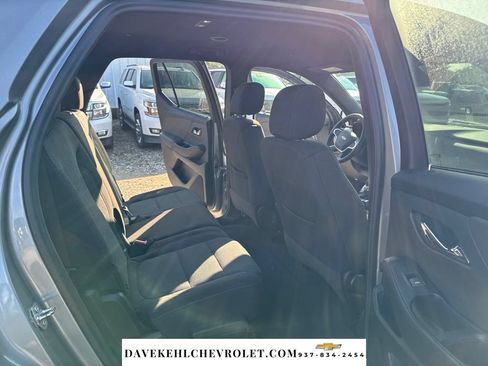 Used 2023 Chevrolet Traverse LT AWD/4WD image 21