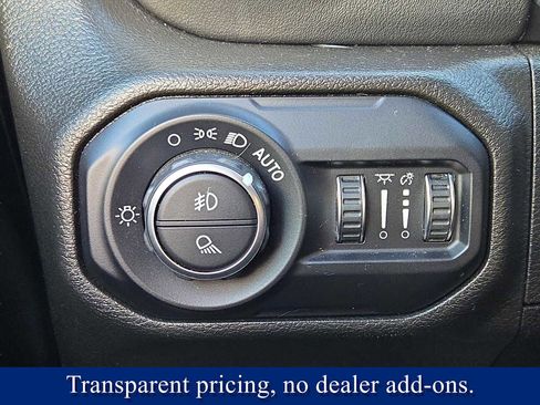 Used 2022 Jeep Gladiator Overland w/ Popular Equipment Package image 23