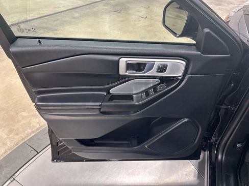 Used 2020 Ford Explorer ST w/ Premium Technology Package image 13