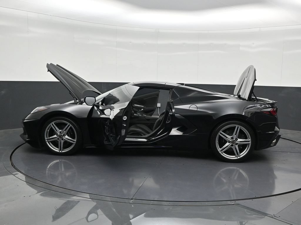 Used 2026 Chevrolet Corvette Stingray Convertible w/ 1LT RWD image 33