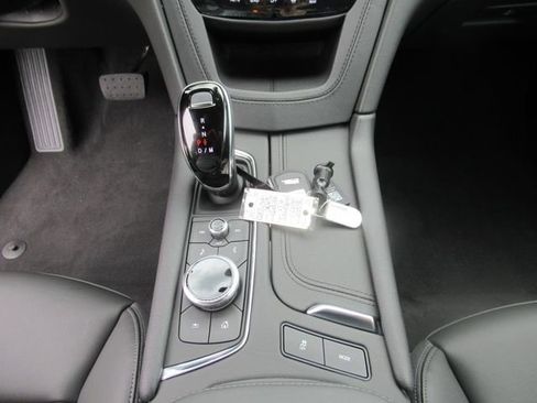 New 2025 Cadillac XT6 Luxury image 20