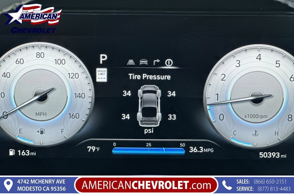 Used 2025 Hyundai Elantra SEL FWD image 35
