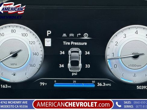 Used 2025 Hyundai Elantra SEL FWD image 35