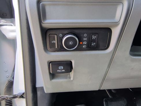 Used 2022 Ford F150 XLT w/ Trailer Tow Package AWD/4WD image 15