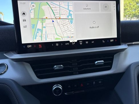 New 2026 Ford Explorer Active w/ Active Comfort Package image 9