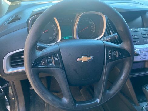 Used 2017 Chevrolet Equinox LS FWD image 15