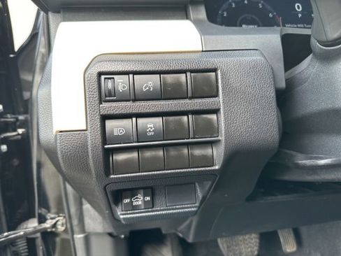 Used 2024 Toyota Tacoma TRD Off-Road image 16